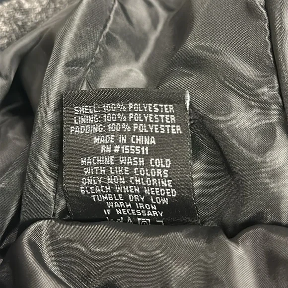 EUC Airwalk Jacket Unisex puffer with hood. Size M - Picture 7 of 16